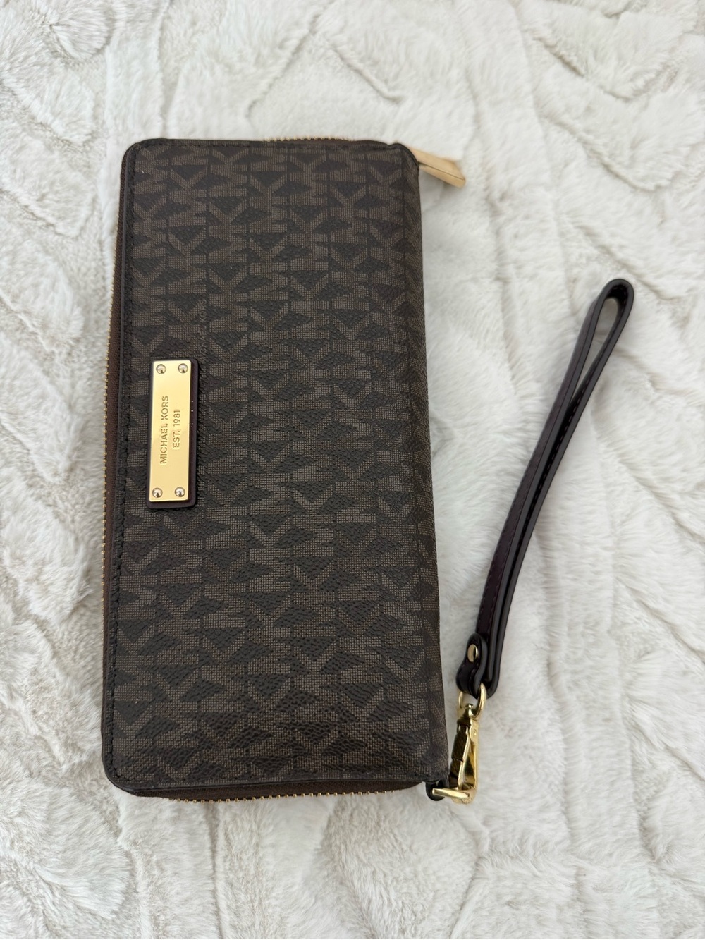 Michael Kors Dark Brown Signature Zip-Around Wristlet